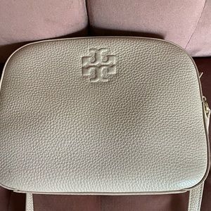 Tory Burch light pink crossbody- great condition!